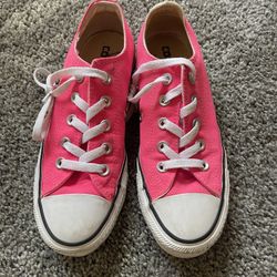 Women’s Size 5 Hot Pink Converse