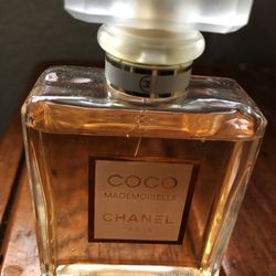 COCO  CHANEL. MODEMOIiSE LLE 