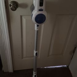 Cordless Vacuum 
