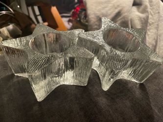 2/set of Vintage Avon Starbright ⭐️🌟💫🌟⭐️pattern Christmas Holiday clear glass 5 point star votive or tea light candle holder. Avon embossed on bott