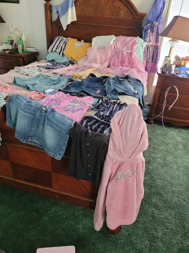 Clothing, Shirts, Overalls, Blue Jean Jacket, 2 Hoodies, Nike, Dynky, Black Coat With Leopard Inside, Shorts Shoes, And Throw In Toys. Couldn't Show E
