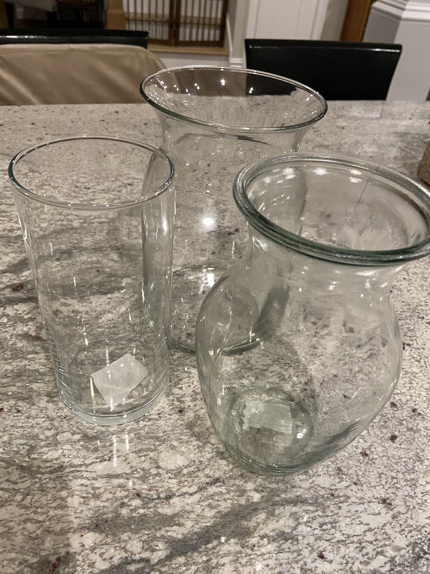 Glass jars/vases. -/ Sets of 3