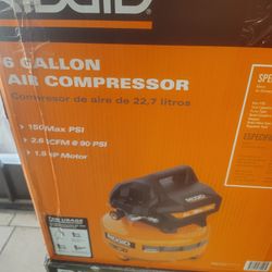 Ridgid 6 Gallon Pancake Compressor