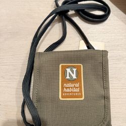 Habitat Adventures travel wallet in olive drab green - New With Tag