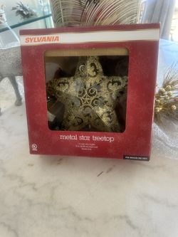 Gold Metal Star Treetop
