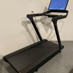 Peloton Tread