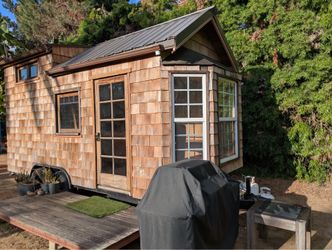 Handcrafted Tiny Home on Wheels – Cedar Shingle, Hardwood Floors, Fireplace | Move-In Ready
