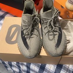 Yeezy 350 V2 Granite
