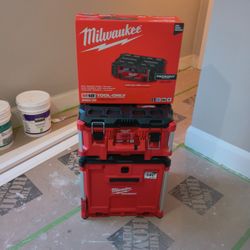 Cajas Y Radio Cargador 