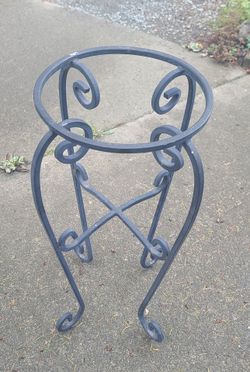 Nice Heavy Metal Black Plant Stand