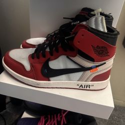 Off white Chicago Jordan 1 