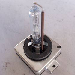 BMW  Xenon Headlight Bulb  One