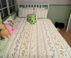 Full bed frame & Matress