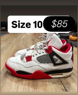 Jordan 4s fire red size 10