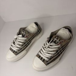 Burberry Shoes 