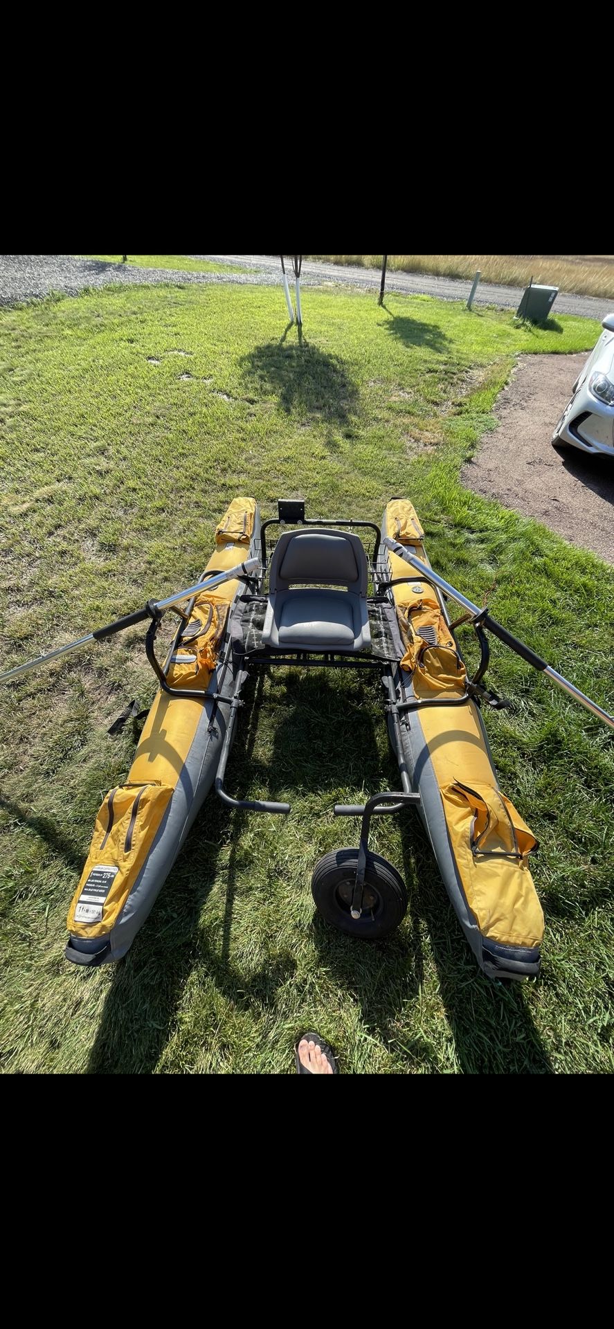 Pontoon Fishing boat