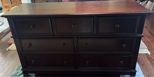 Bedroom wooden dresser