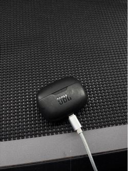 JBL vibebeam