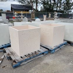 Concrete Large Square Planter or Water Fountain / Cement Stone Backyard Patio Pots Garden Planters / Outdoor Fountains