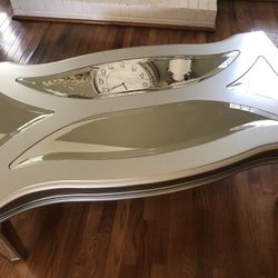 Elegant Coffee Mirror Table