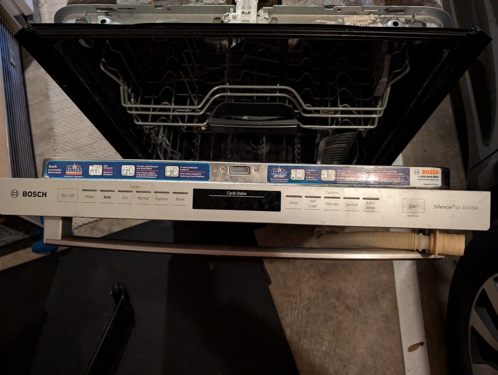 Bosh Dishwasher SHX68T55UC/02 Possible Control Panel Error