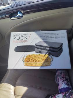 Wolfgang Puck 3.6 Quart Rectangular Covered Glass Baker With Carrying Case