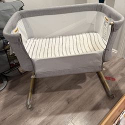  baby bedside bassinet 
