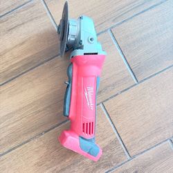 Milwaukee M18 Grinder