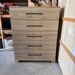 5 Drawer Dresser