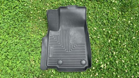 Jeep Grand Cherokee Husky Floor Liners Mats 22 -26