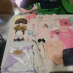 Baby Girl Newborn-3 Months Clothes, 35 Pieces + Accessories