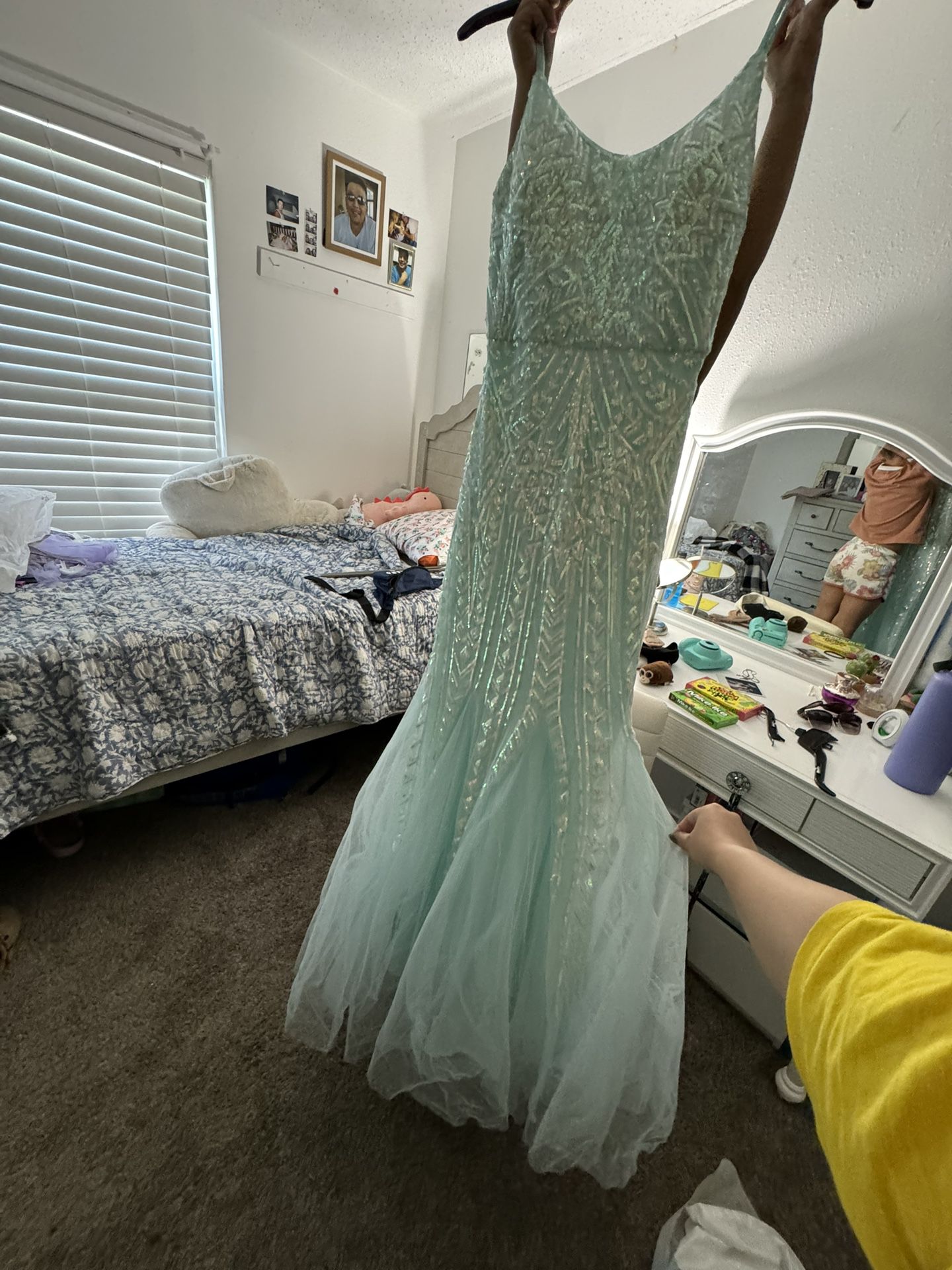 mint green prom dress, size 7 , used 1 time for prom