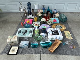 Staging decorations blow out-see description