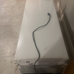 Magic chef freezer 