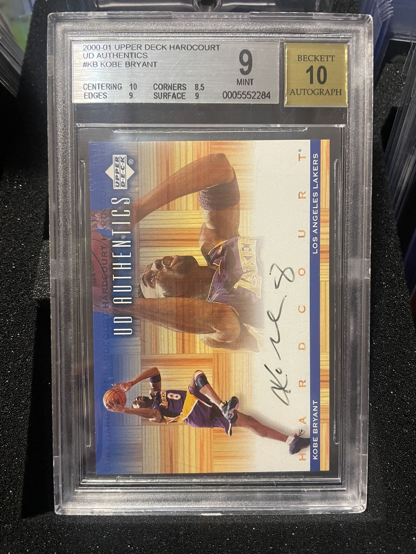 2000-01 Upper Deck Hardcourt UD Authentics Kobe Bryant Auto Autograph BGS 9/10