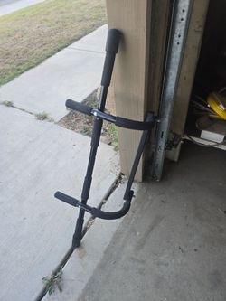 Door Pull up bar
