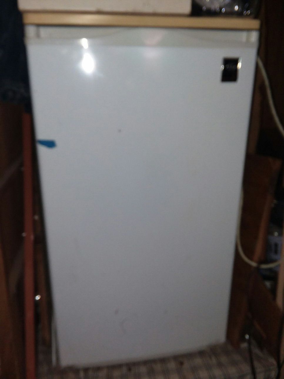Mini refrigerator