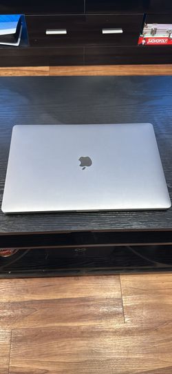 16-inch MacBook Pro - Intel Core i7, 16GB RAM