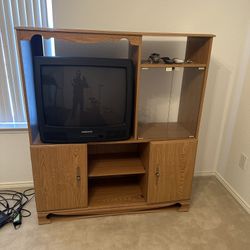 Entertainment center