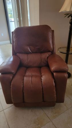 Ser of 2 brown leather recliner chair