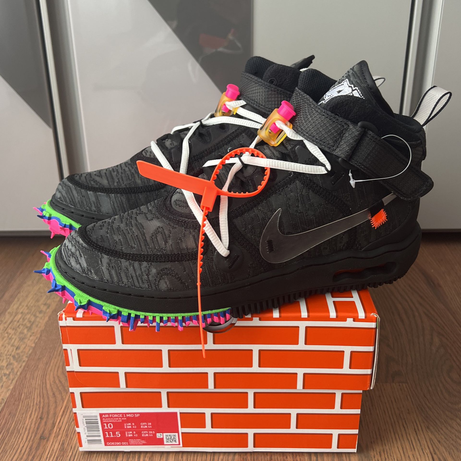 struik Specificiteit toenemen Nike Off White Air Force 1 Mid SP Black for Sale in Chappaqua, NY - OfferUp
