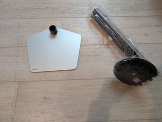 32" Odyssey OLED G8 Stand