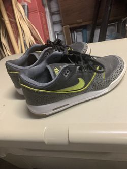 Nike size 6 youth