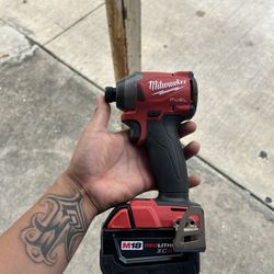 M18 Fuel Brushless Drill Set 