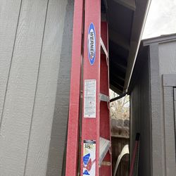 8 Foot Werner Fiberglass Ladder Heavy Duty