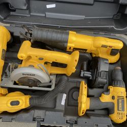 Dewalt tools combo 2 batteries and charger