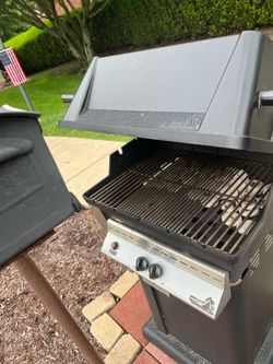 FREE gas grill at curb 218 Iola Ave 15116