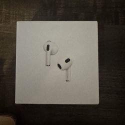 AirPod Gen 3