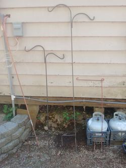 3 Shepherd Hook Pole