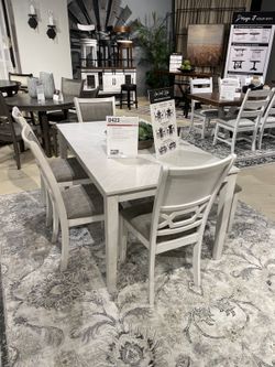 A. White Dining Room Set / 6pc